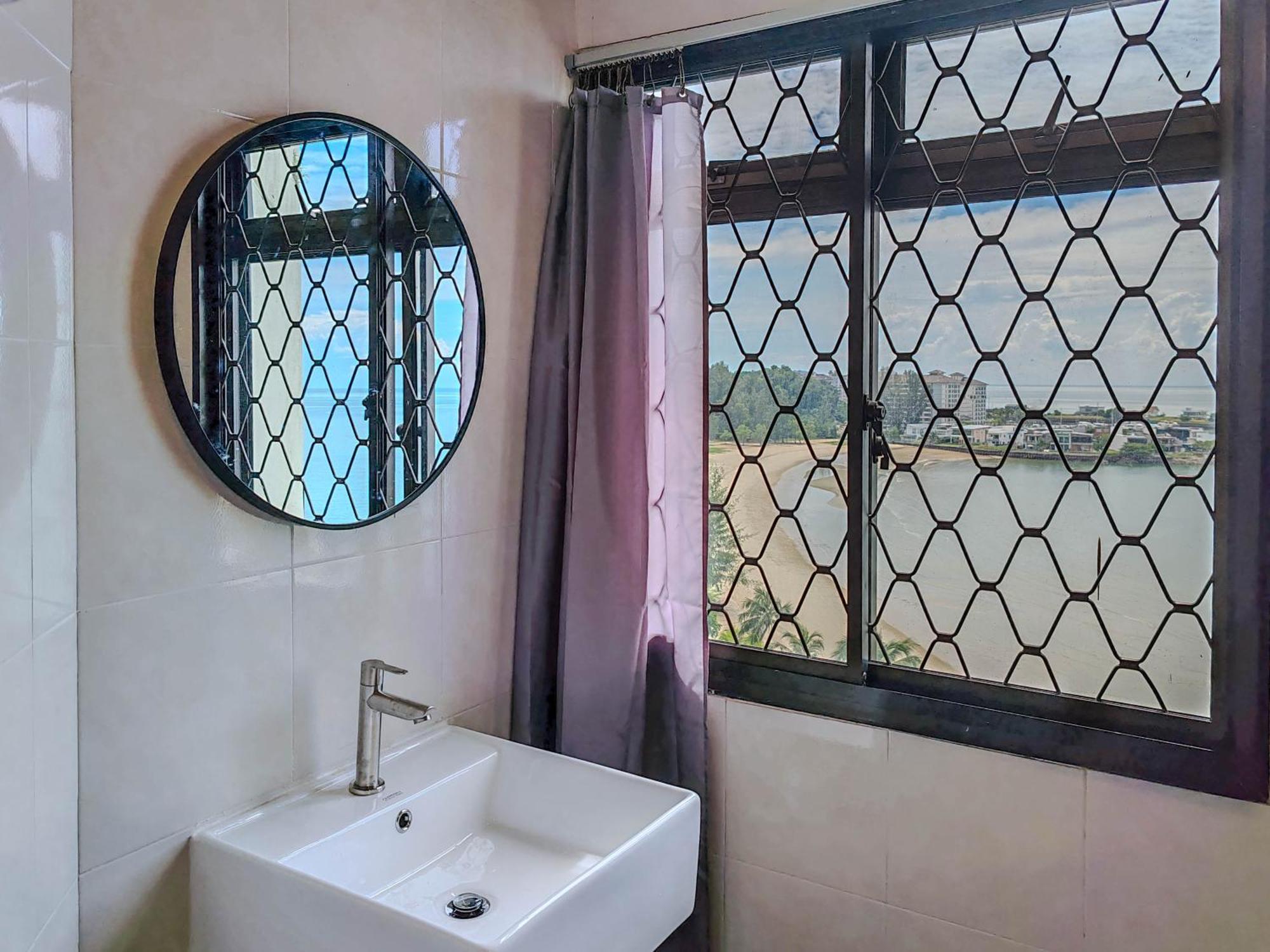 'Newly Refurbished' 'Sunny Seaview' At Regency With 2 Carpark By Shine Stay 波德申 外观 照片