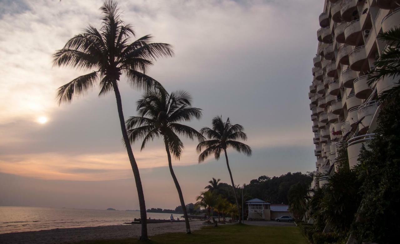 'Newly Refurbished' 'Sunny Seaview' At Regency With 2 Carpark By Shine Stay 波德申 外观 照片